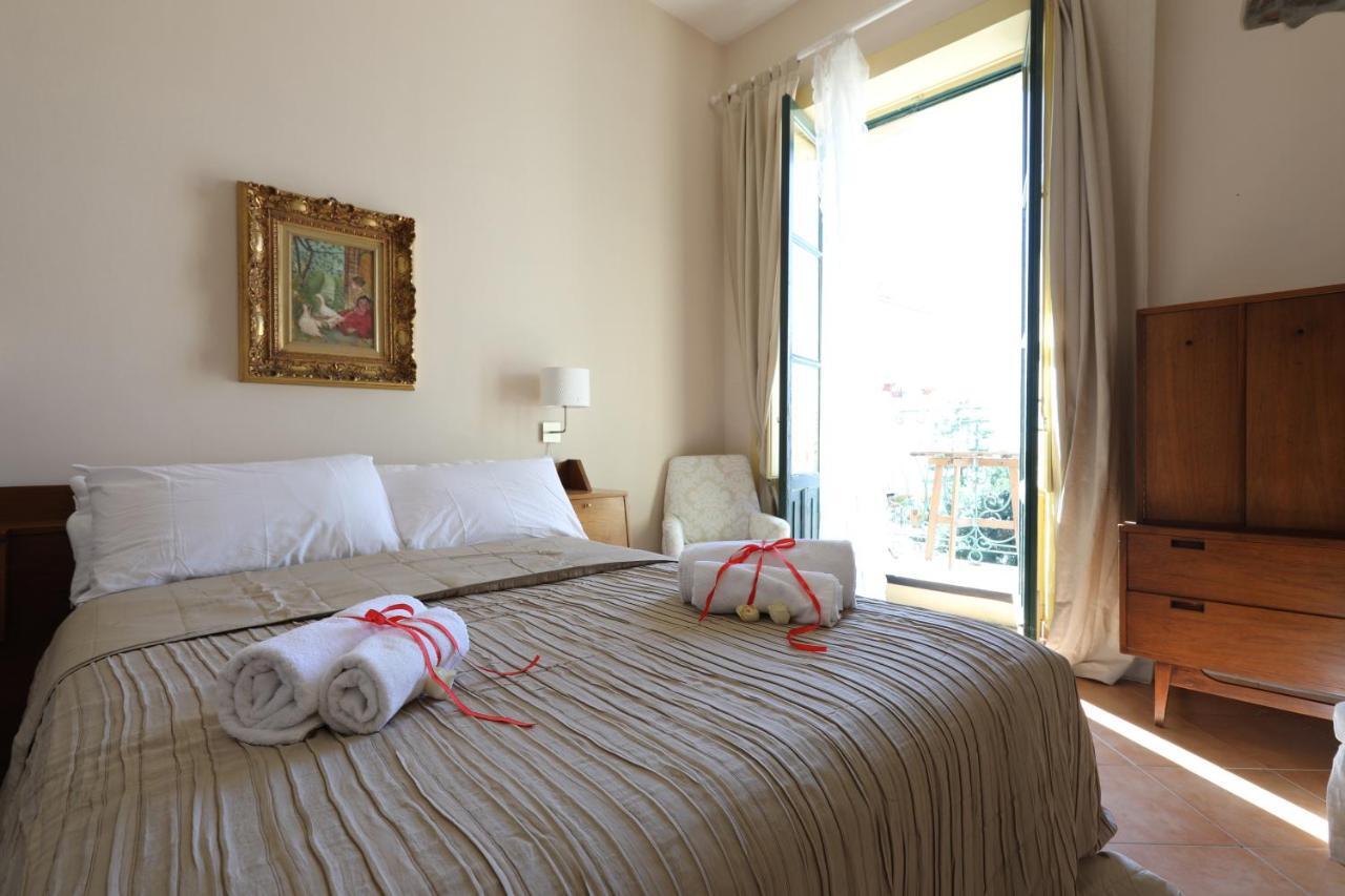 Greek Theater - Sea View Apartment Taormina Buitenkant foto